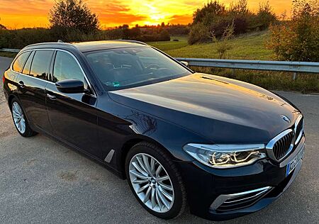 BMW 530 d xDrive Touring Night Soft 360 H&K Sthzg
