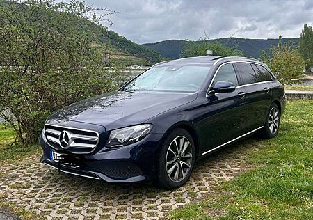 Mercedes-Benz E 350 d T 9G-TRONIC