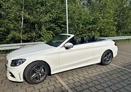 Mercedes-Benz C 180 Cabrio 9G-TRONIC AMG Line