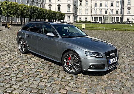 Audi A4 +Avant+2.0+TFSI+multitronic+Ambiente