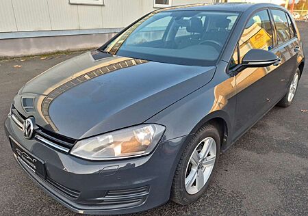 VW Golf Volkswagen VII Lim. BMT Klima Navi PDC SHZ