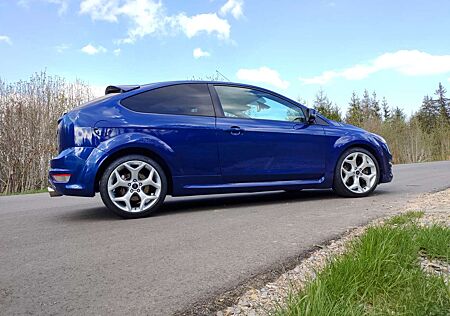 Ford Focus 2.5 ST Mk2 Facelift 400PS 500Nm 1 Hand