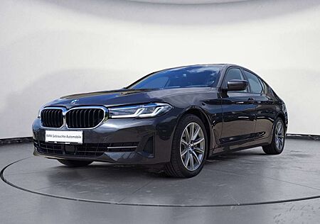 BMW 540 i xDrive Aktive Geschw. Head Up aktive Sitzbe
