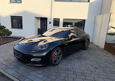 Porsche Panamera Turbo