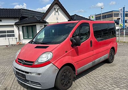 Opel Vivaro Tour KLIMA AHK STANDHEIZUNG 7 SITZER