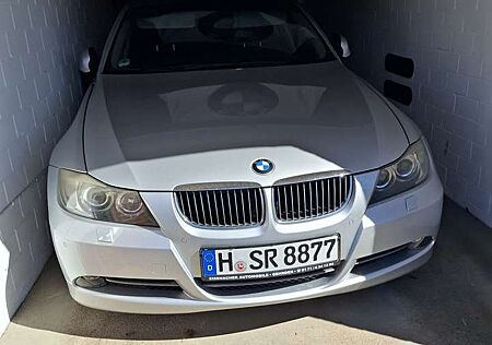 BMW 330i 330 Aut.