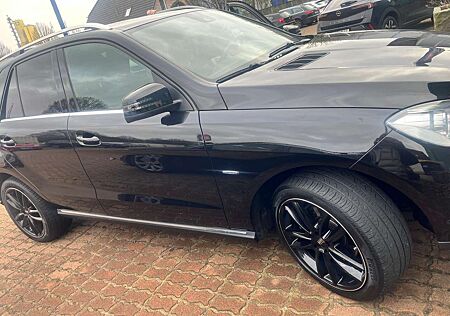 Mercedes-Benz ML 350 BlueTEC 4MATIC 7G-TRONIC