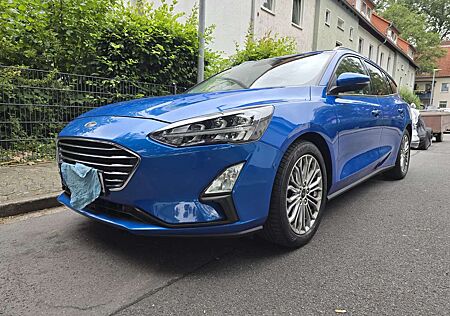 Ford Focus Turnier 2.0 EcoBlue Start-Stopp-System TITAN