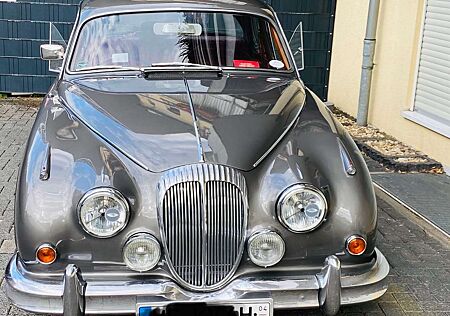Jaguar Daimler MK2 V8 1967