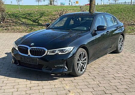 BMW 320 d Sport Line/Innovation Pkt/Autom/ Live