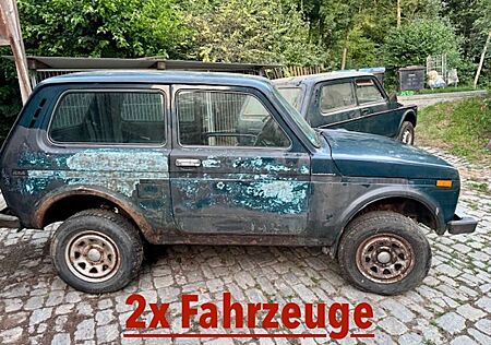 Lada Niva 2 Fahrzeuge: + 1/2 + Ersatzteile