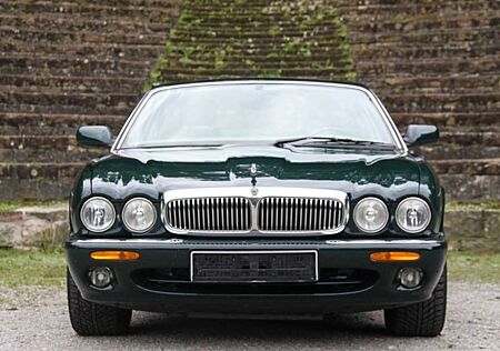 Jaguar XJ8 XJ 4.0 Sovereign