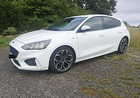 Ford Focus 1.0 EcoBoost Start-Stopp-System ST-LINE