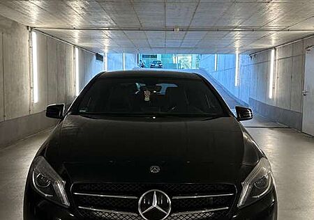 Mercedes-Benz A 180 BlueEfficiency (176.042)