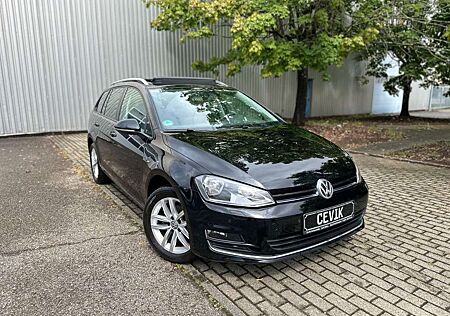 VW Golf Volkswagen VII TSI Lounge / PANO / DYNAUDIO / NAVI