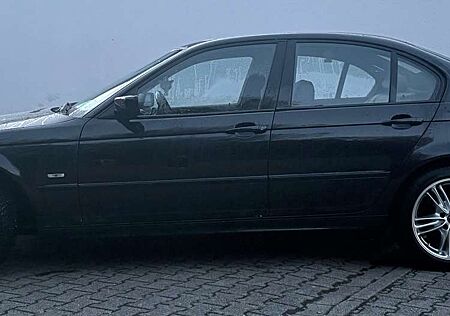 BMW 318i 318 -M43 Motor, Sitzheiz., Schiebedach, Voll.Le