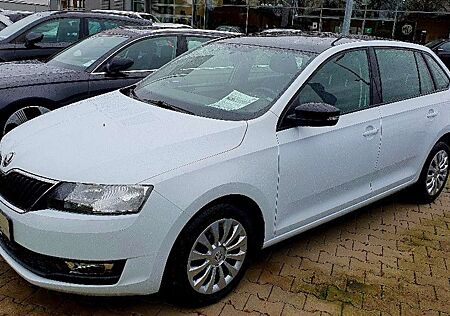 Skoda Rapid /Spaceback Spaceback Ambition Automatik Panorama