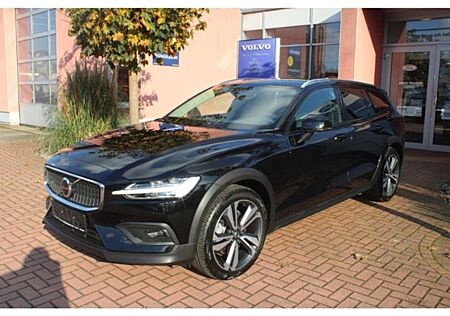 Volvo V60 CC V60 Cross Country Cross Country Plus B4 Diesel AWD mit 360Kamera,Vol