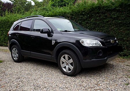 Chevrolet Captiva 2.0 2WD 7 Sitzer LS AHK TÜV Neu