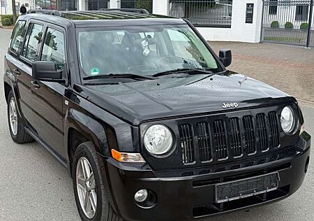 Jeep Patriot Sport 2.4 Benzin Gas 4x4