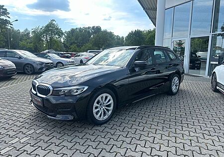 BMW 320 i Touring Advantage//AUT/NAVI//PDC/SHZ/ALUS