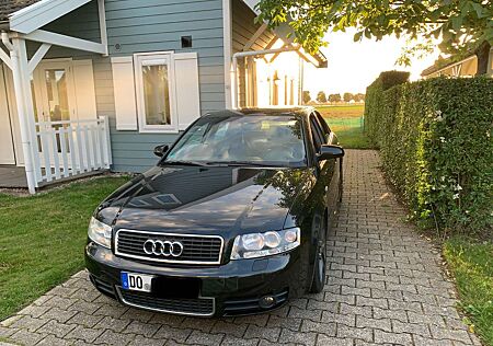 Audi A4 1.8 T quattro