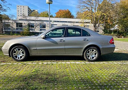 Mercedes-Benz E 200 Kompressor Automatik Classic