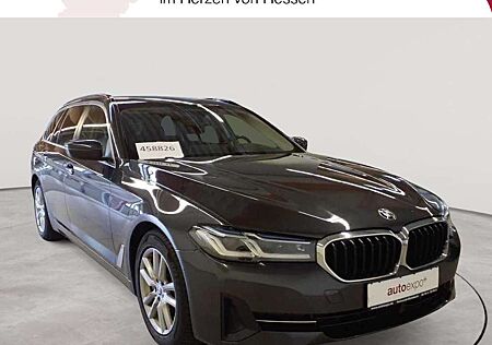 BMW 540d 540 xDrive Touring Aut. Leder Navi H&K