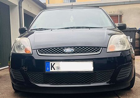 Ford Fiesta 1.3 Ambiente