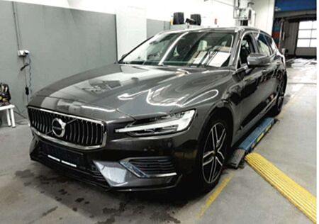 Volvo V60 Core Recharge*Plug-In*AWD*SHZ*R.Cam*AHK*LED