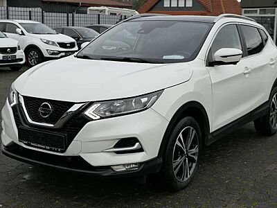 Nissan Qashqai Zama/Panorama/360°/Navi!!!
