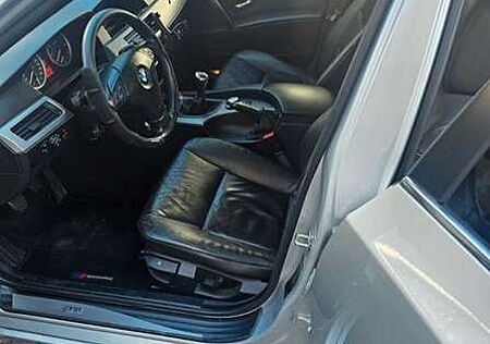 BMW 520i 520