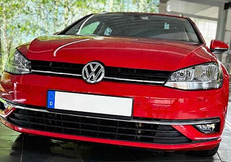 VW Golf Variant Volkswagen Golf VII Variant Diesel 2.0 TDI SCR DSG Highline