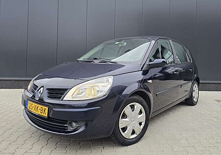 Renault Scenic 2.0-16V Business 4xNw Banden | Nw DISTRIBUTIESET |