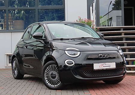 Fiat 500E Limousine 42 kWh Kamera CarPlay