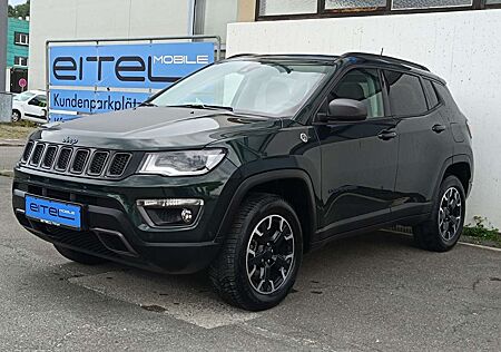 Jeep Compass Trailhawk Plug-In Hybrid 4WD Panorama