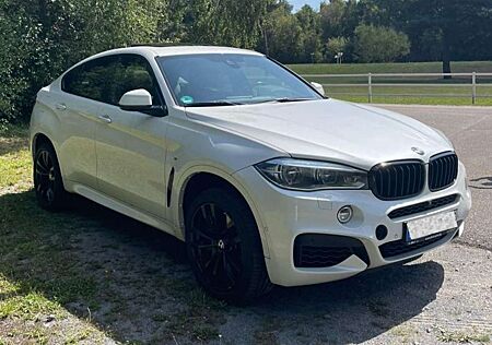 BMW X6 xDrive50i