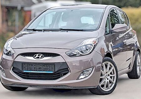 Hyundai ix20 1,6 125 Automatik 17"Alu Allwetter 42TKm