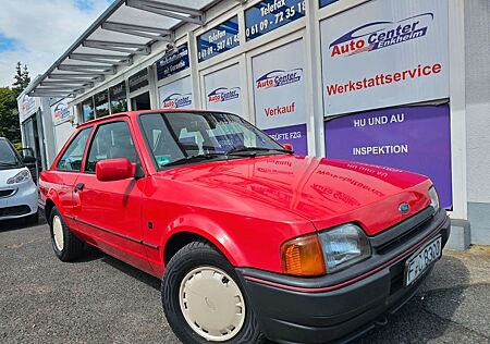 Ford Escort 1.4i *1.Hand*Rentnerfzg*Tüv Neu*
