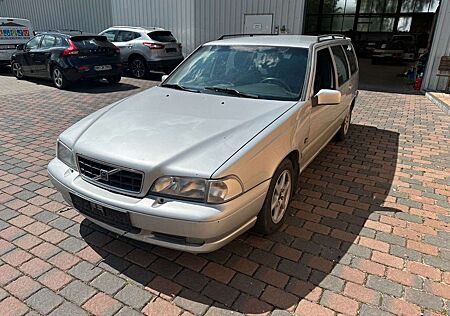 Volvo V70 2,5TDI