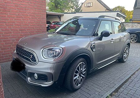 Mini Cooper SD Countryman All4 Aut. / works Ausstattung / wenige KM / Allrad