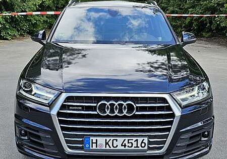 Audi Q7 3.0 TDI quattro tiptronic