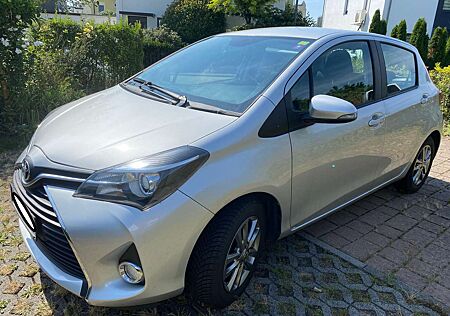 Toyota Yaris 5-Türer 1,33 VVT-i Comfort Sitzheizung + AHK