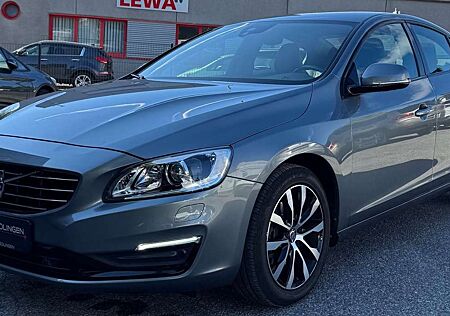 Volvo S60 Lim. Linje Svart NAV+PDC+RFK+SHZ+XEN+LED+AUT