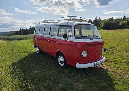 VW T2 Volkswagen 9 Sitzer Fensterbus