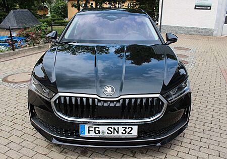 Skoda Superb Combi 2.0 TDI 110kW Selection Standheiz.