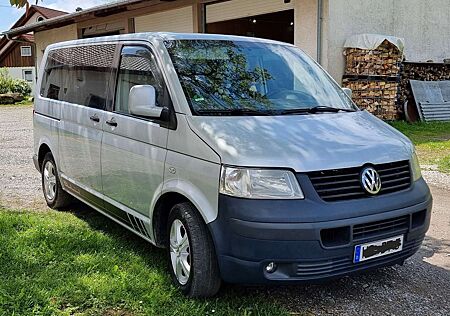 VW T5 Transporter Volkswagen Transporter T5 DPF 8-Sitzer