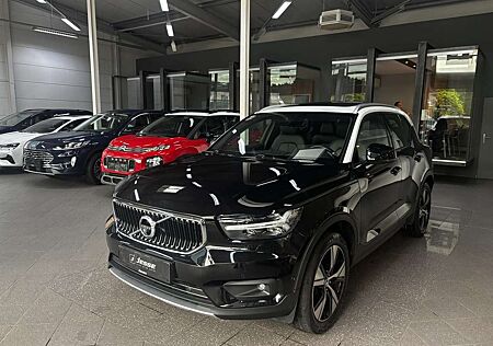 Volvo XC 40 gebraucht kaufen Volvo XC 40 XC40 D4 AWD Momentum LED Pano 360Cam AHK