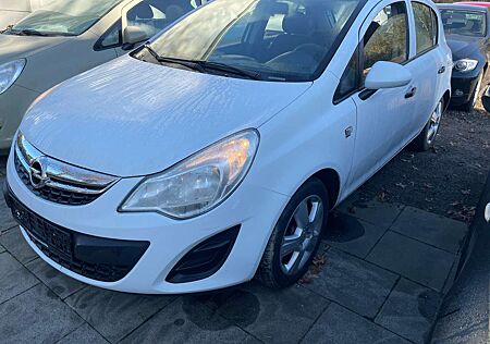 Opel Corsa Selection 1.2