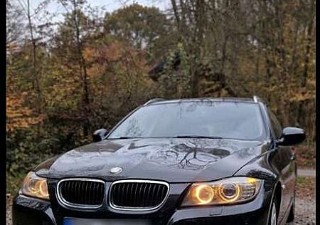 BMW 318i 318 Touring Aut. Edition Sport